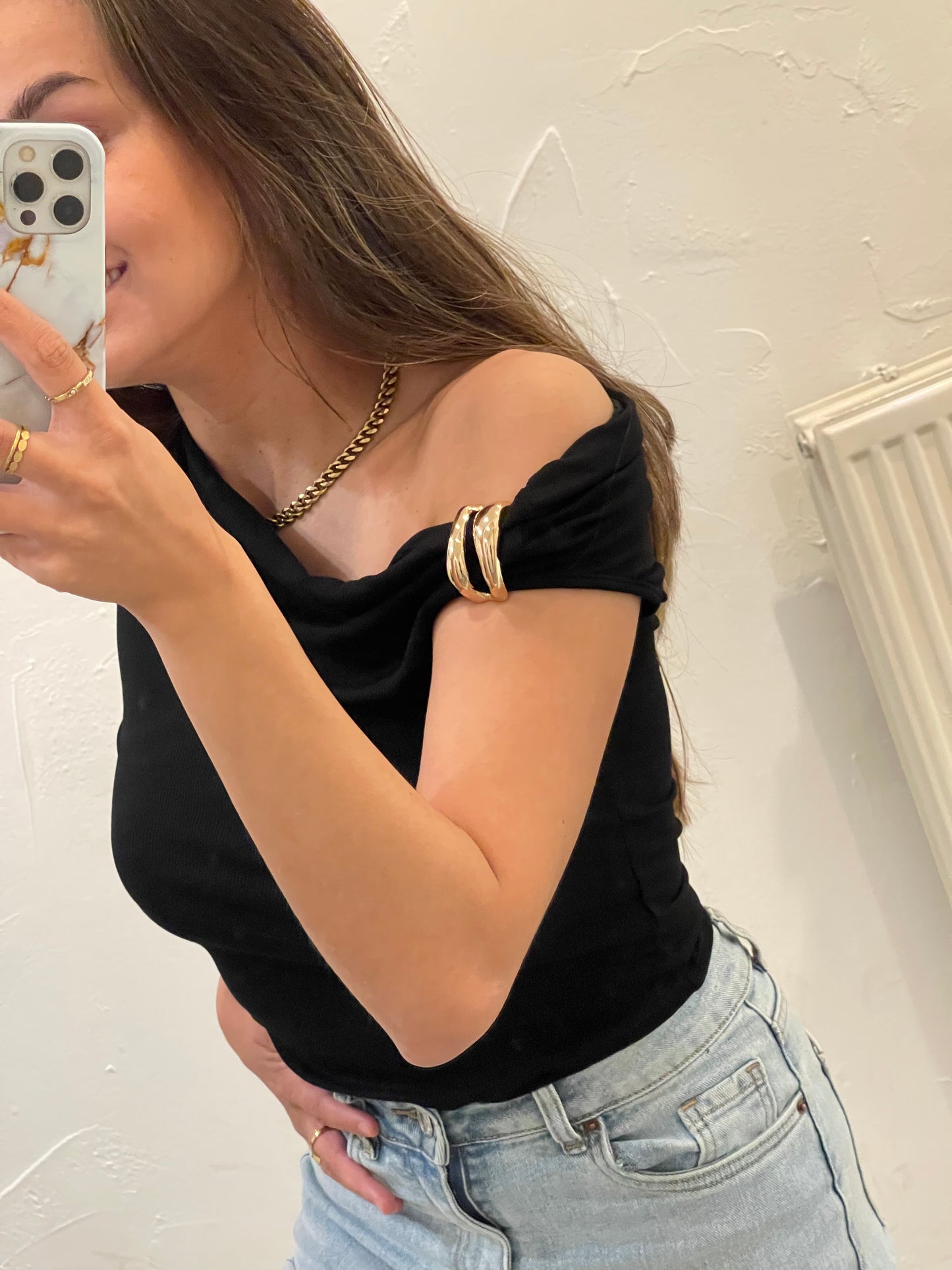 A Taste Of Gold Black