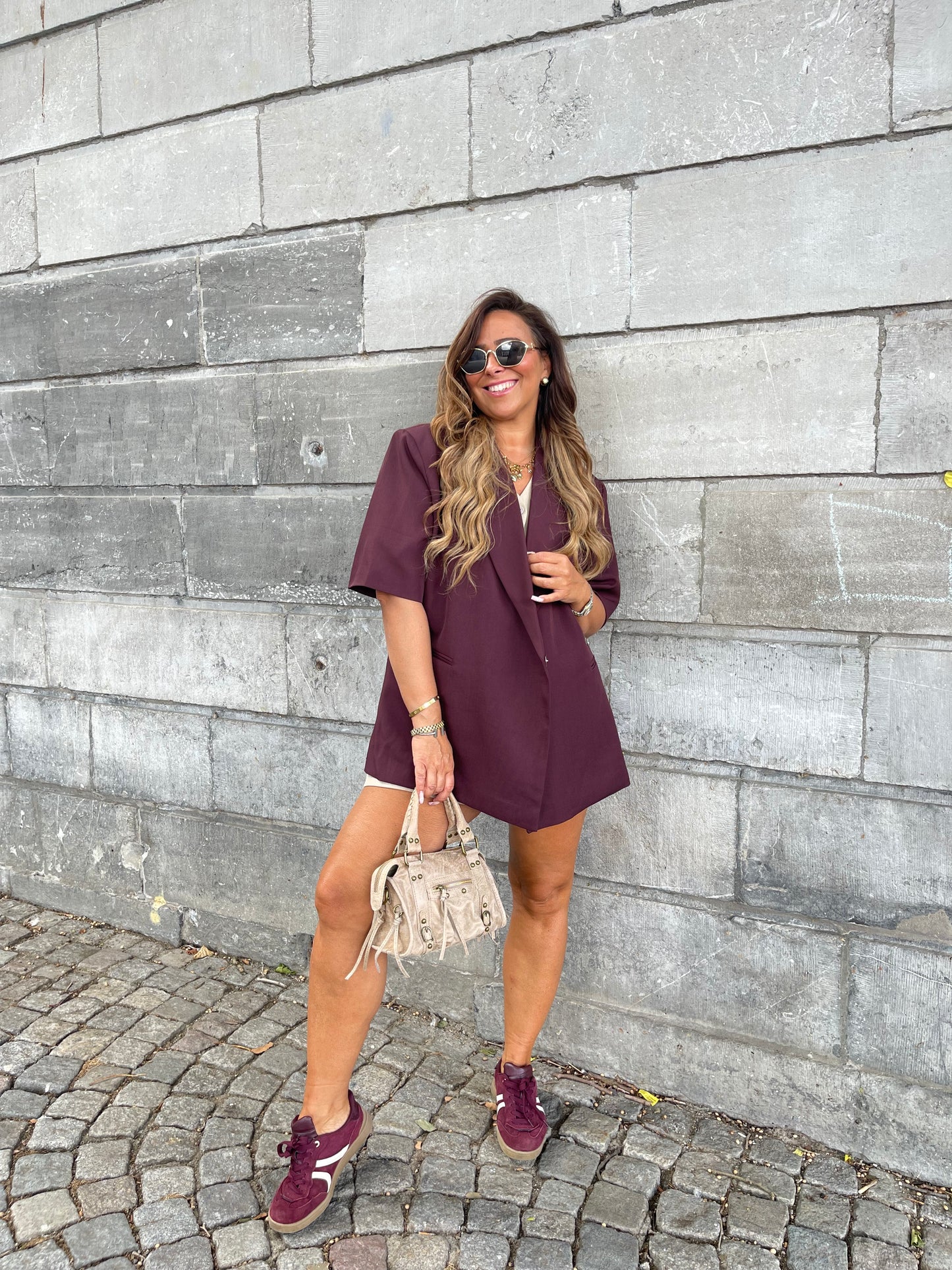 Story Teller Obsession Burgundy