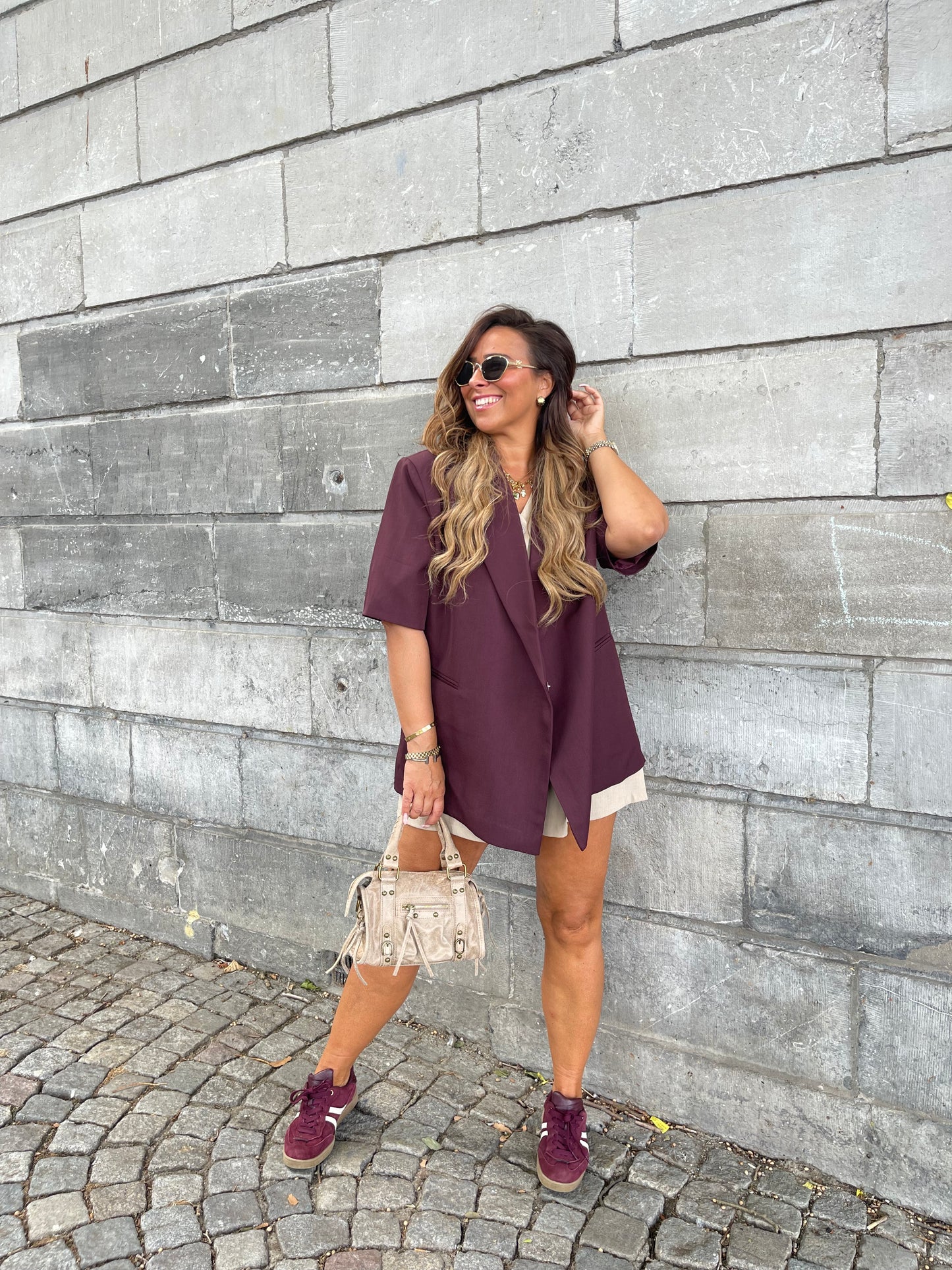 Story Teller Obsession Burgundy