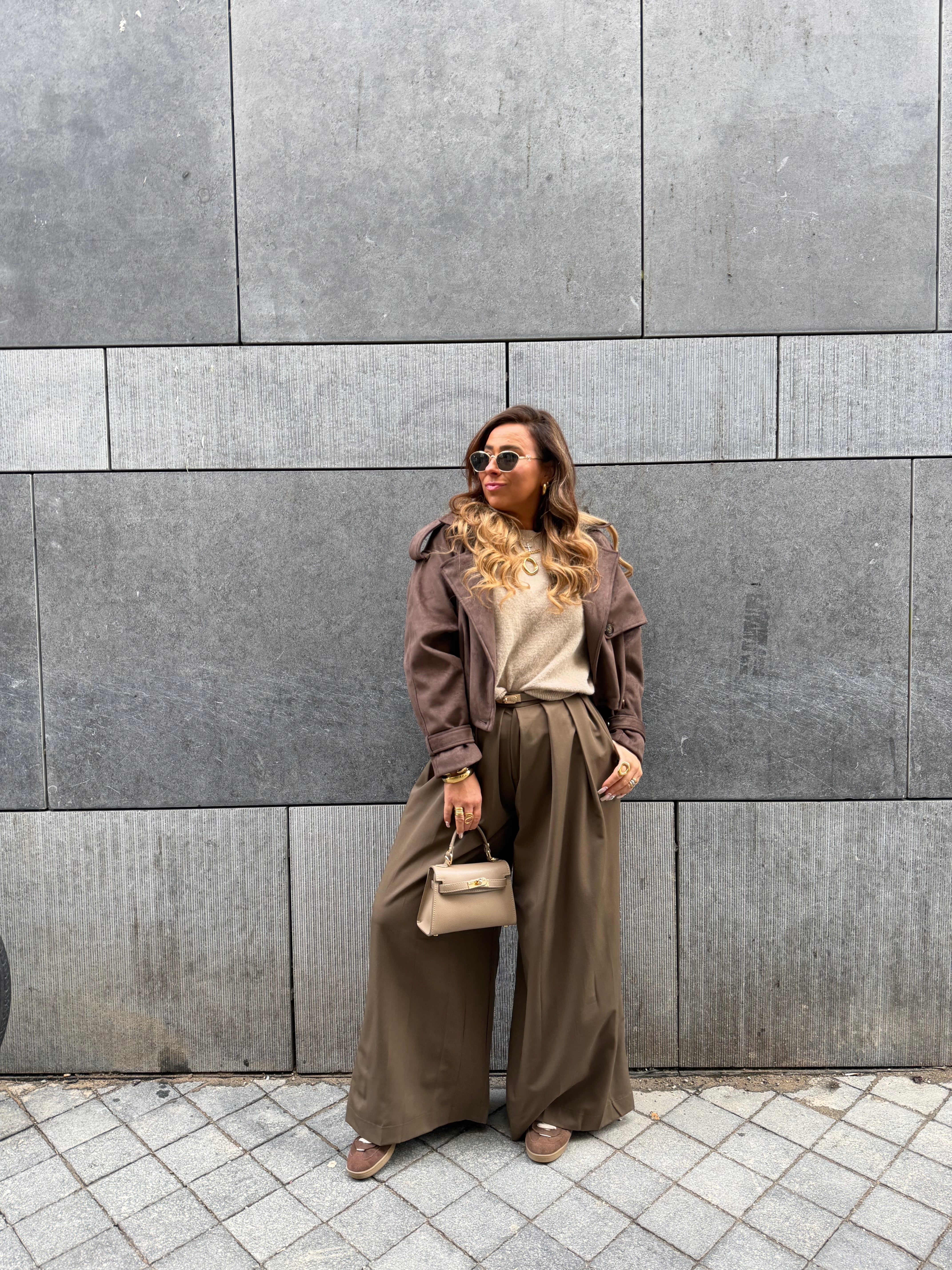 Love Story Dark Taupe
