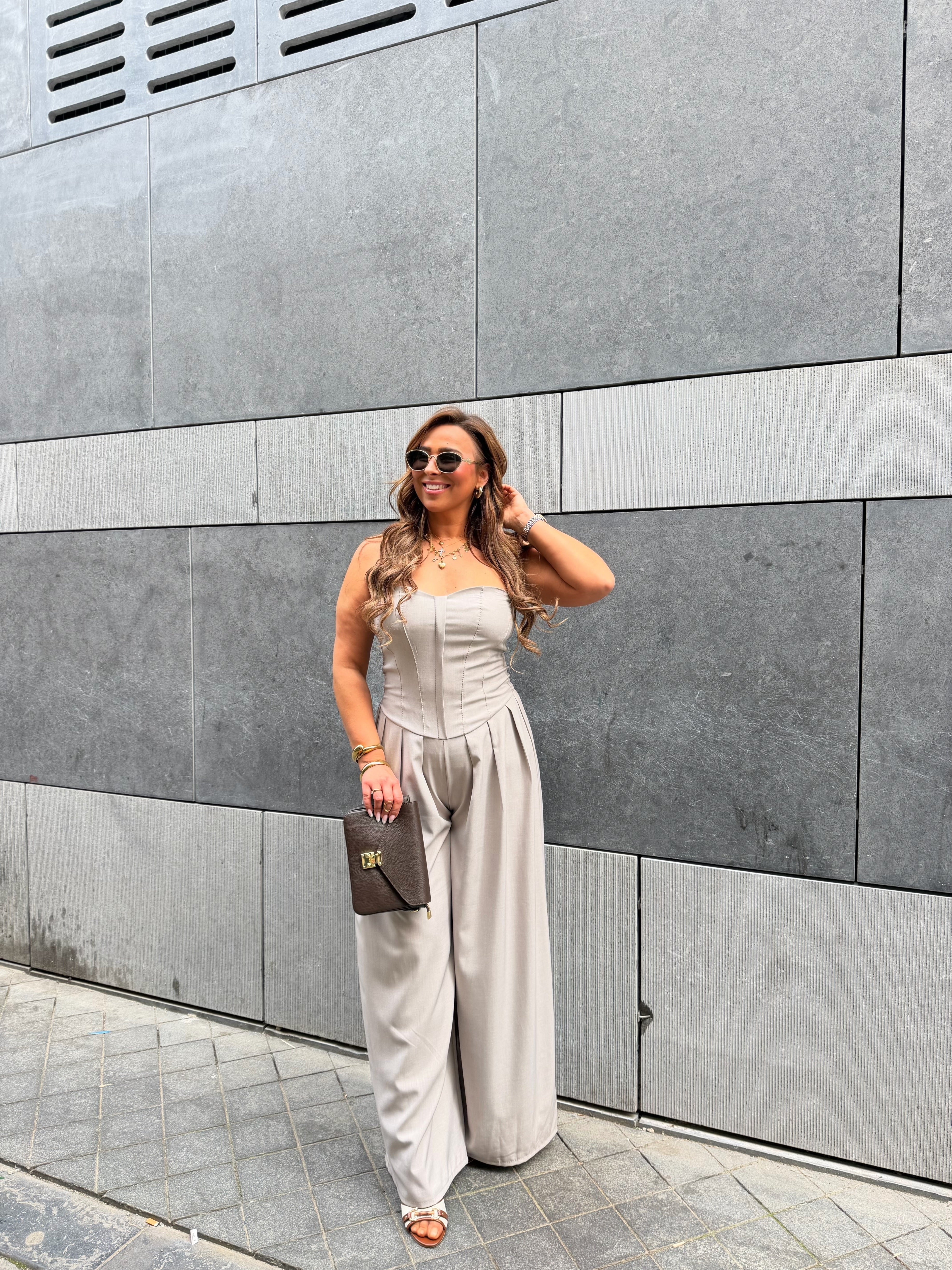 LA Taupe