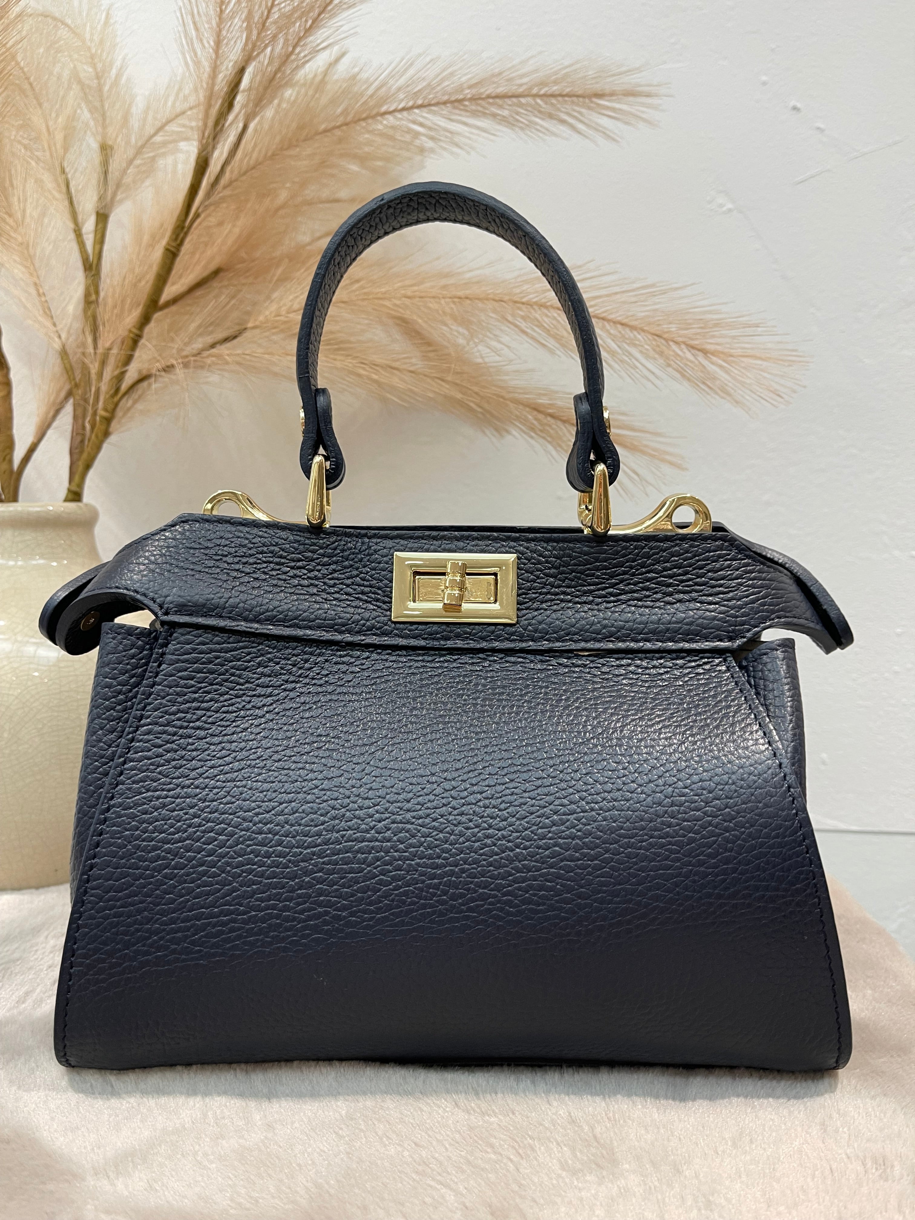 Besoin d'amour bleu foncé