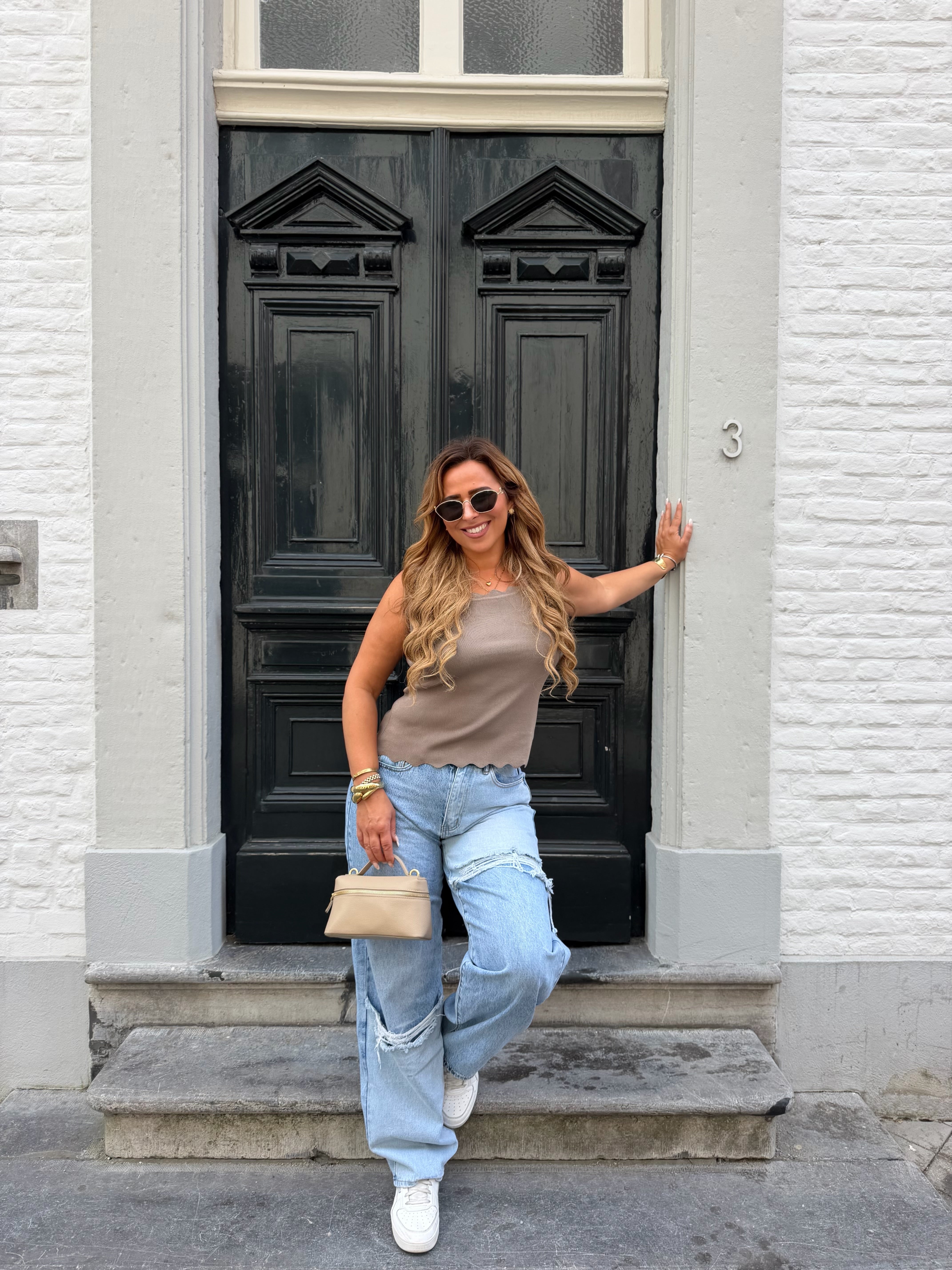 Basic Summer Taupe