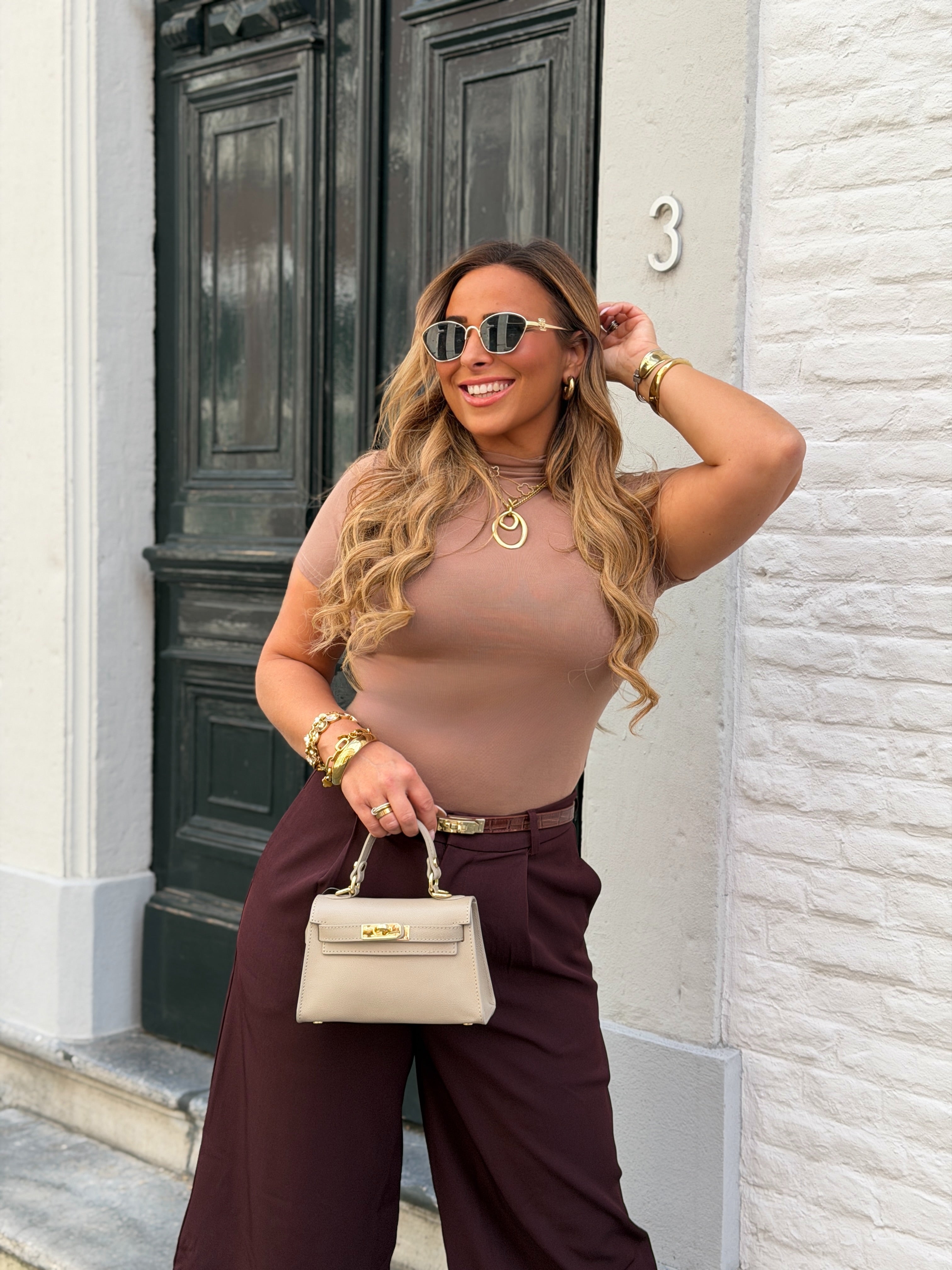 Basic Lover Camel Short