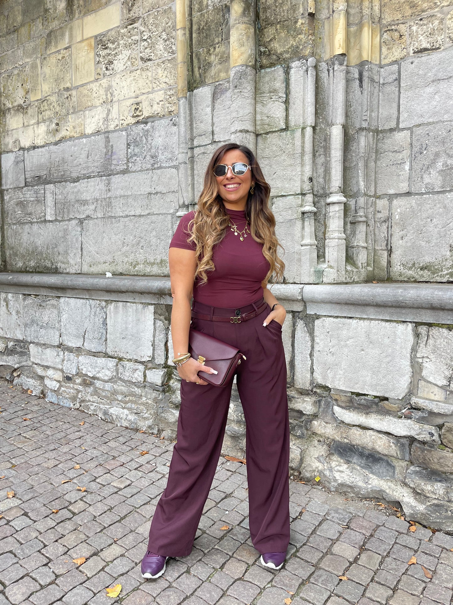 Basic Lover Burgundy Short