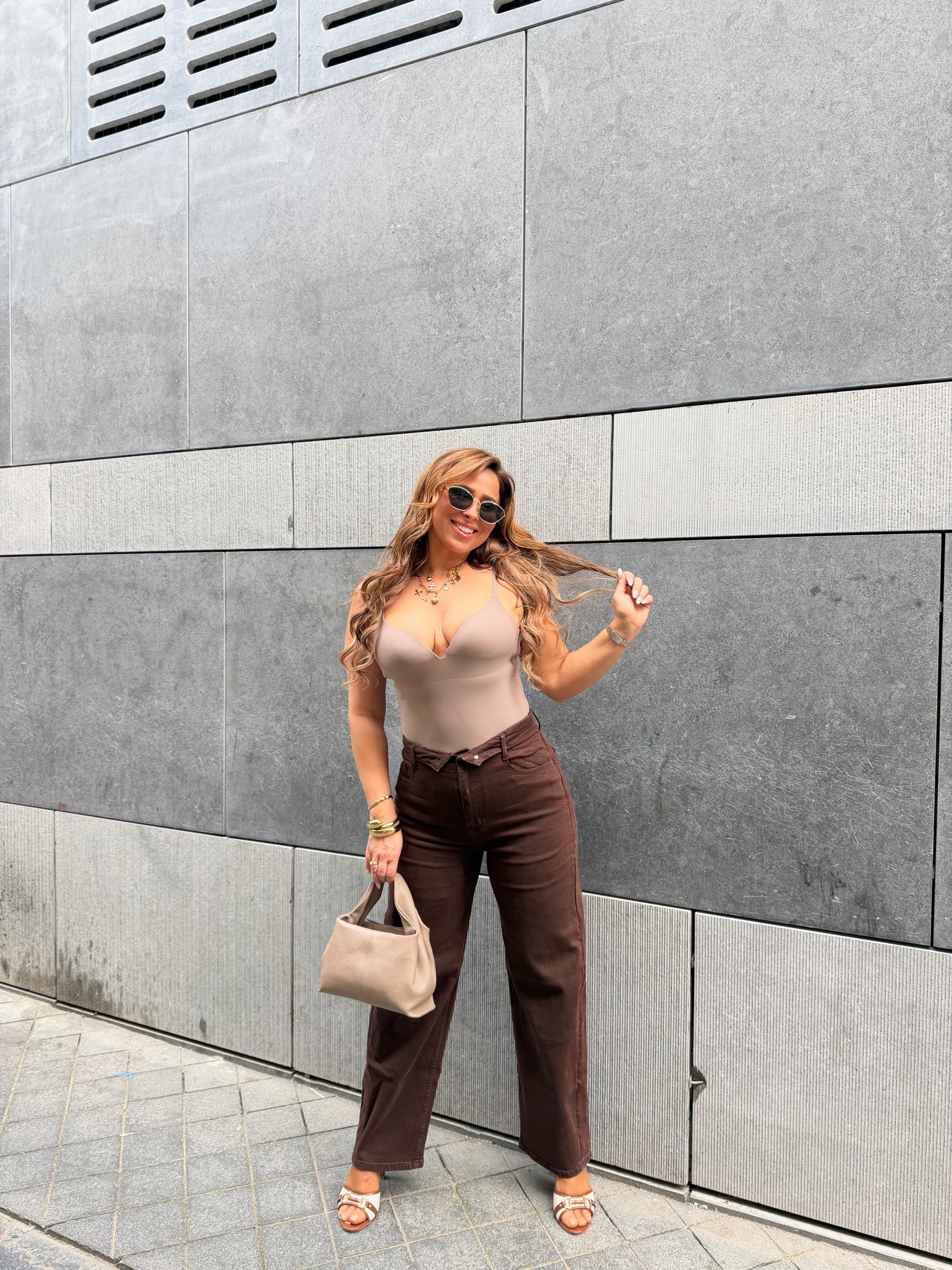 Basic Body Taupe