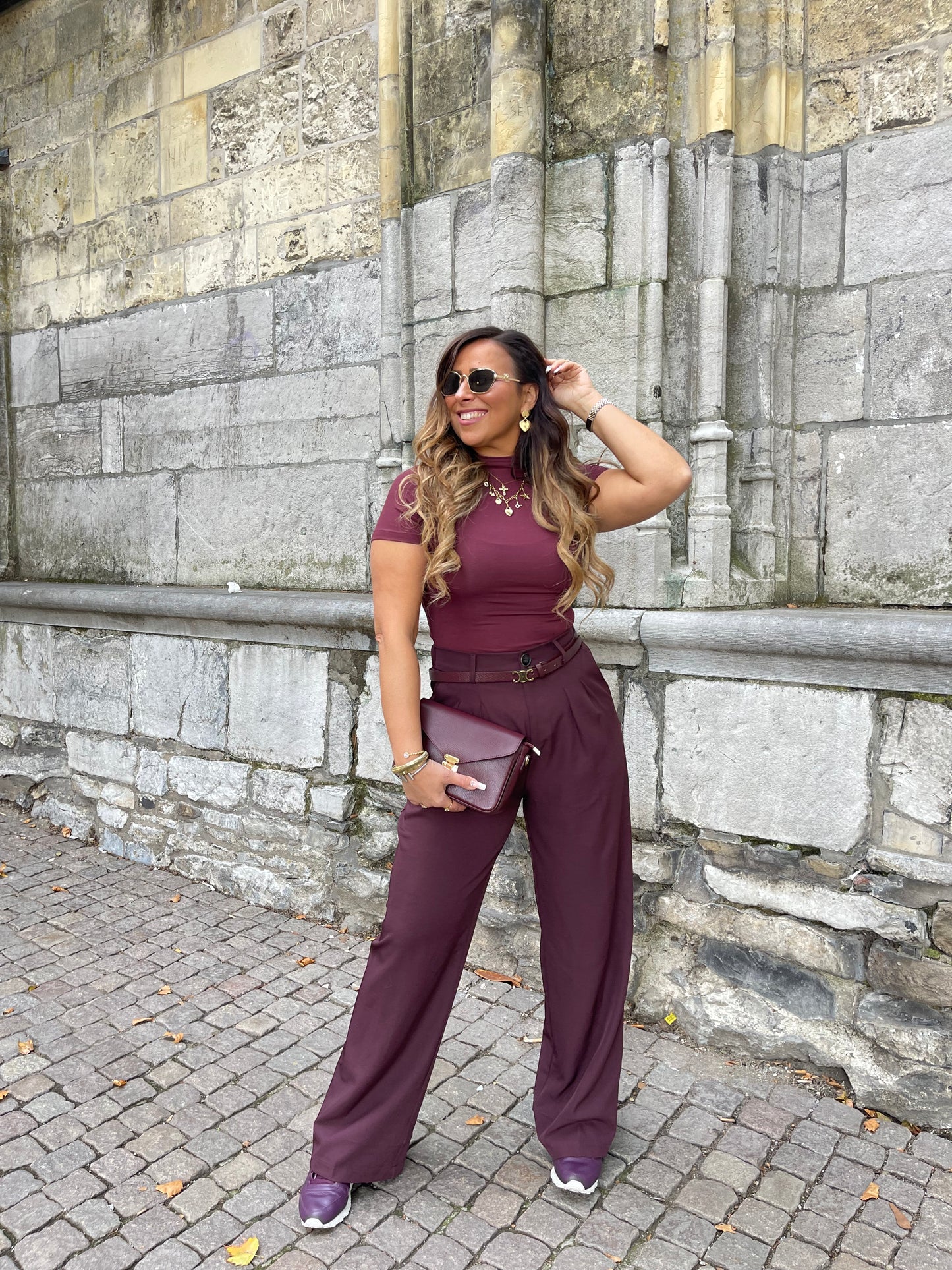 Basic Lover Burgundy Short