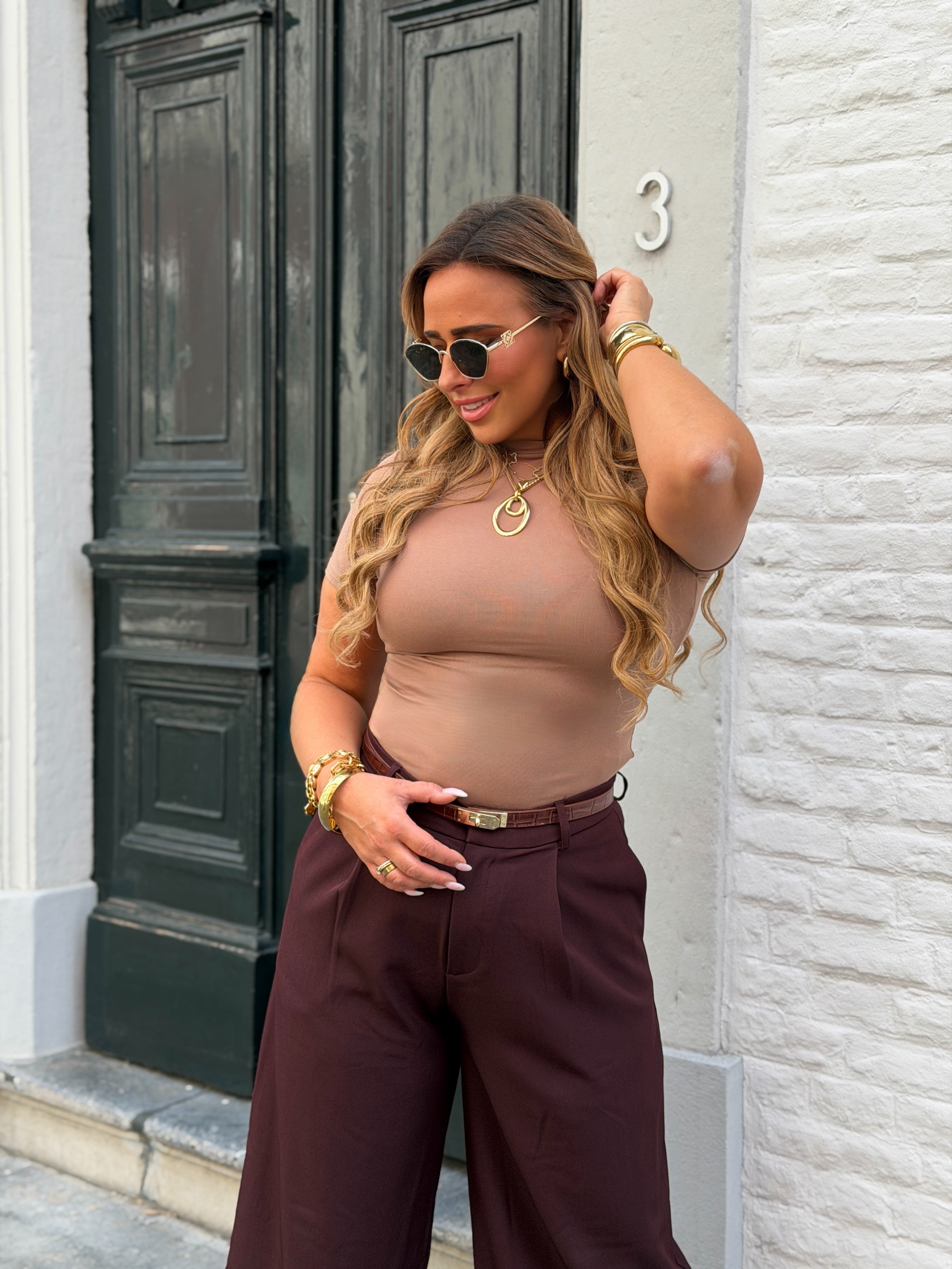 Basic Lover Camel Short