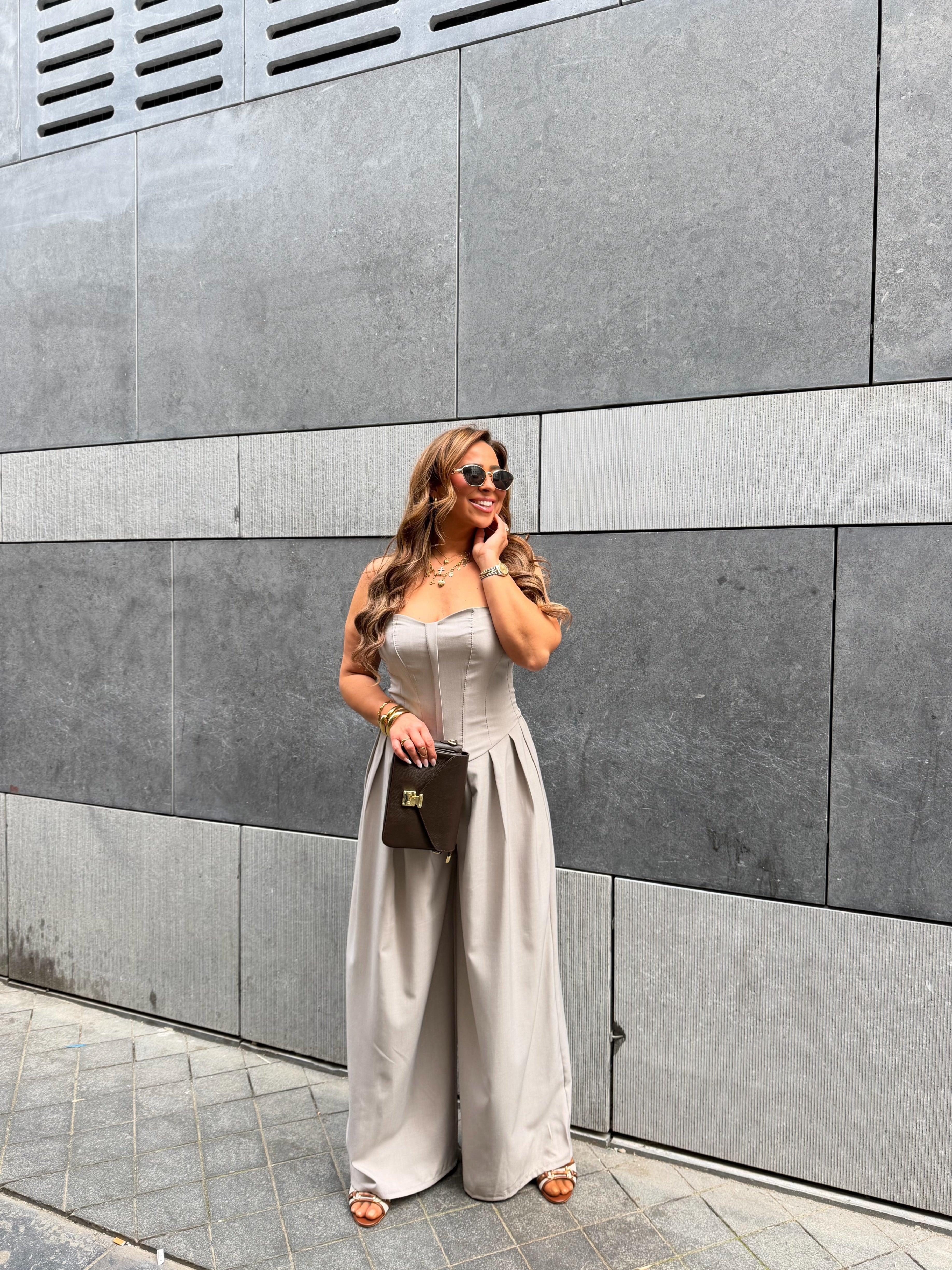 LA Taupe