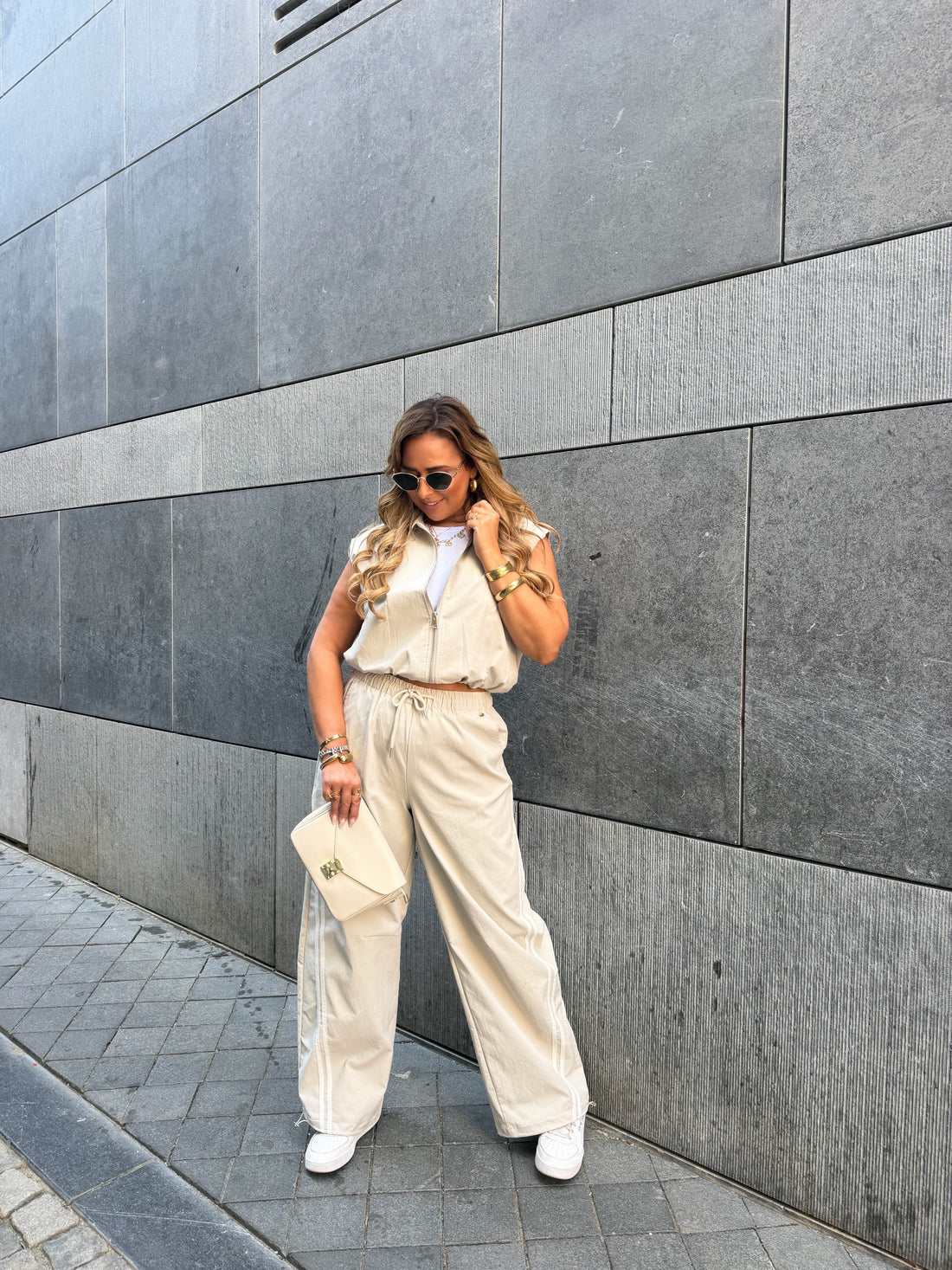 She Is The One Jogger Beige