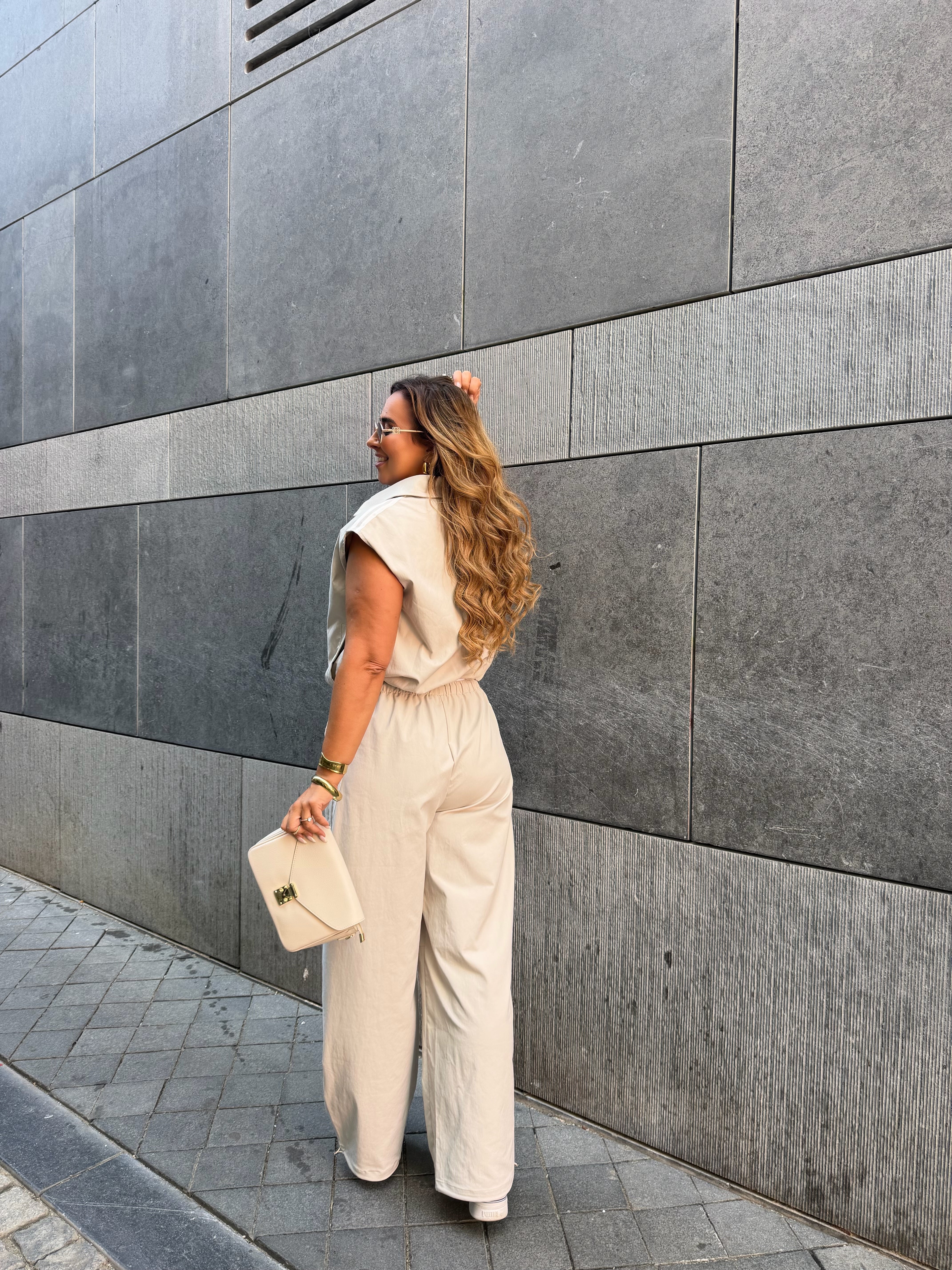 She Is The One Gilletje Beige
