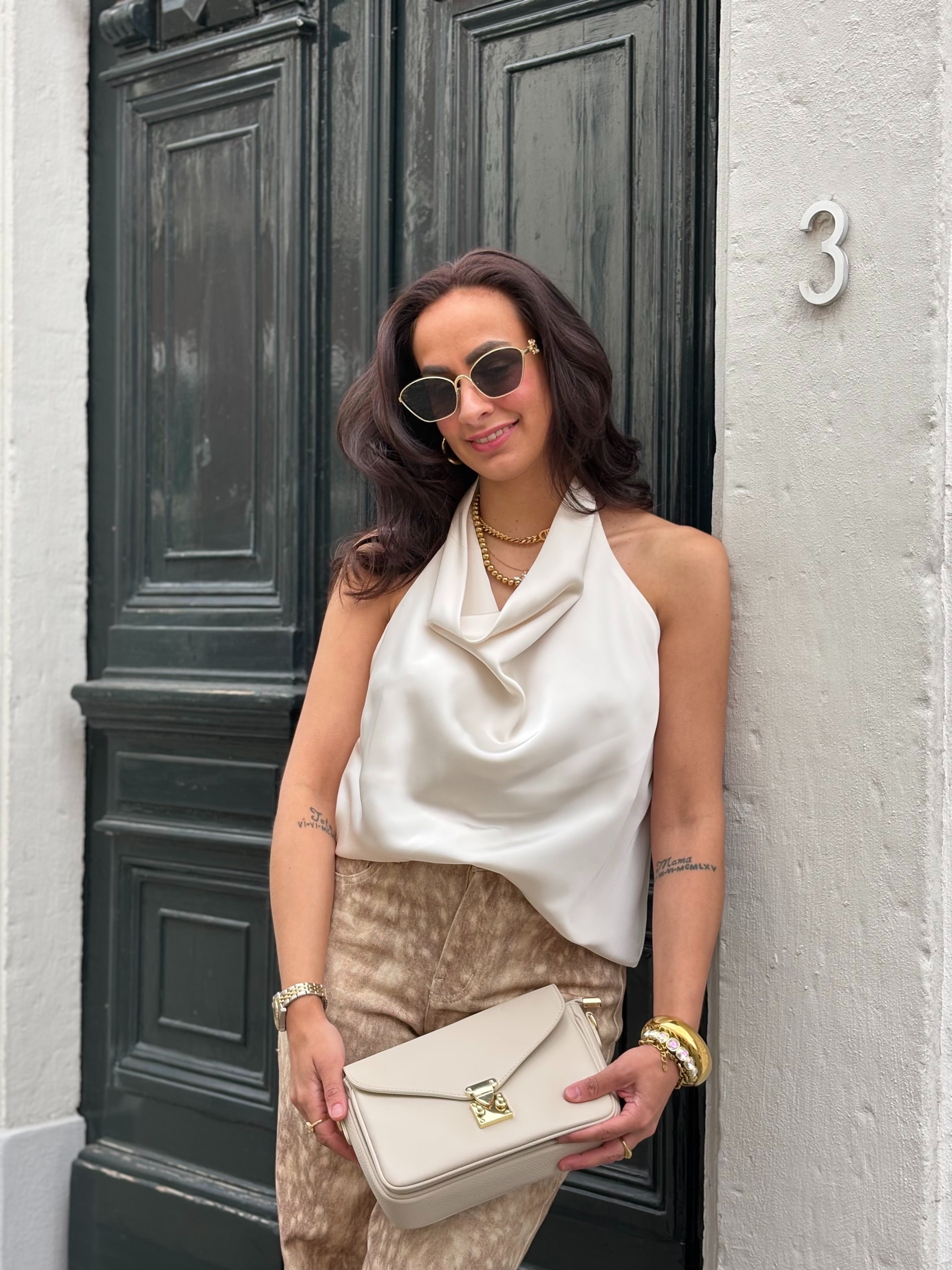 Desire Top Off White