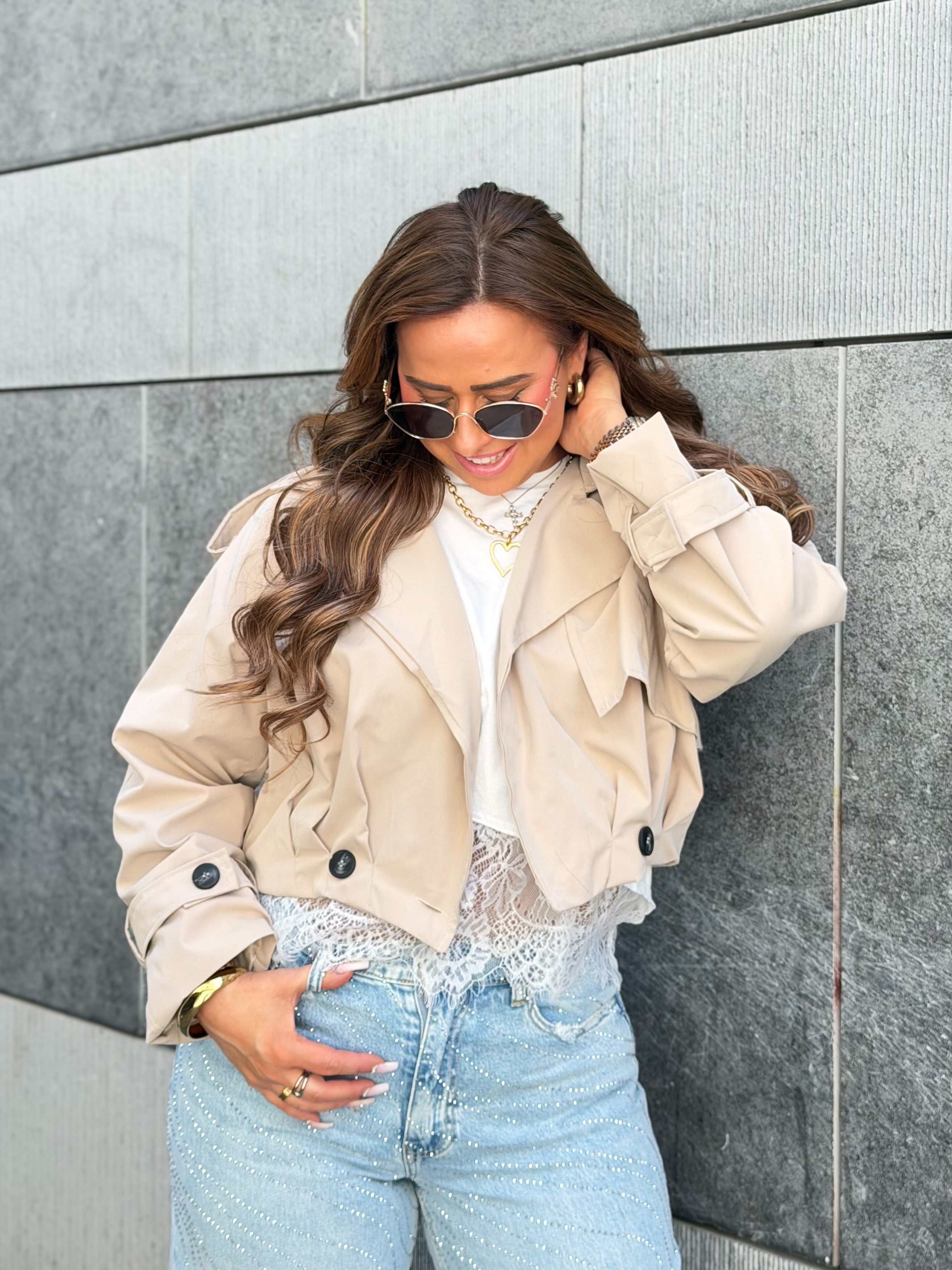 Trenchy Beige Short