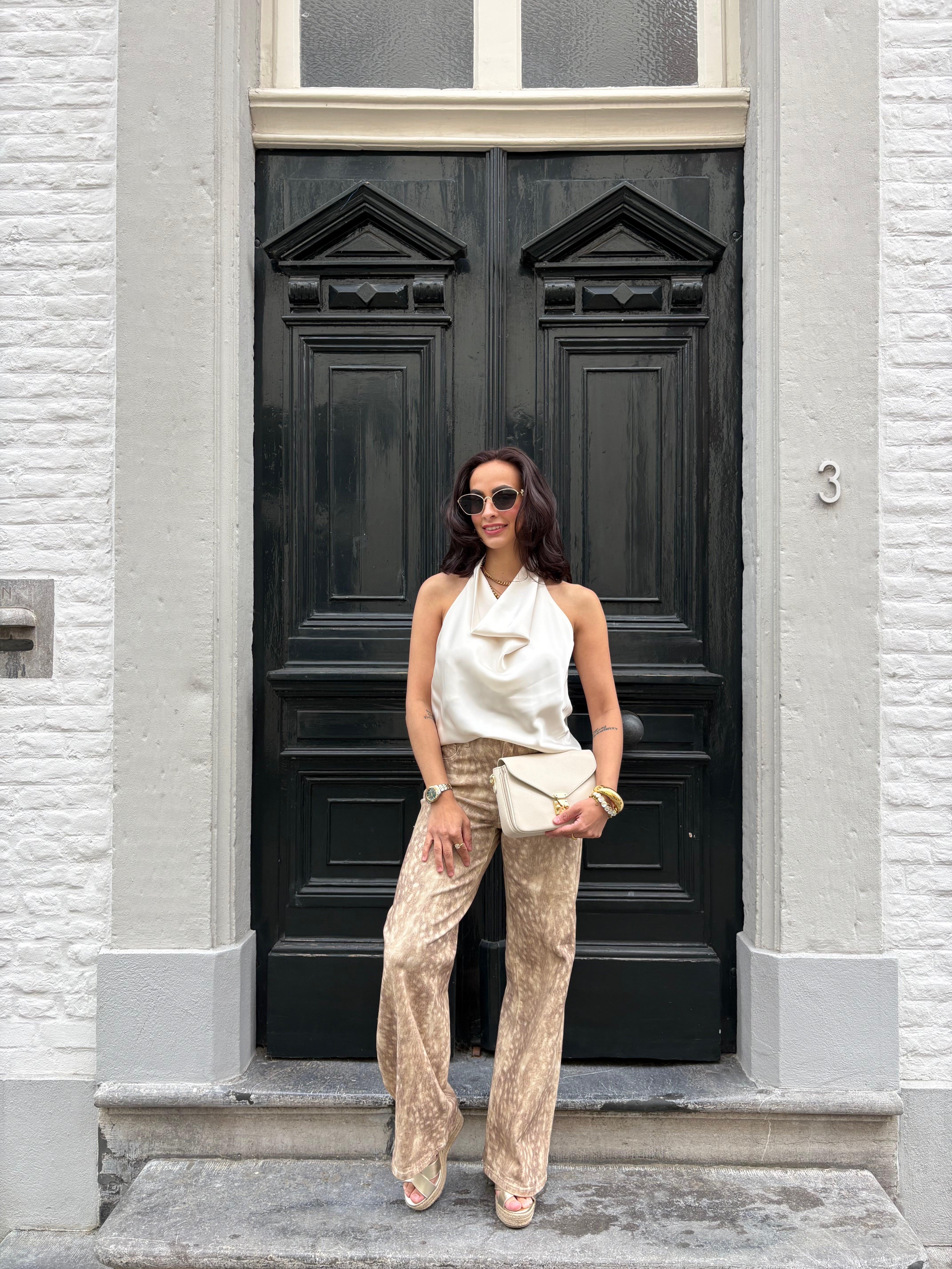 Desire Top Off White