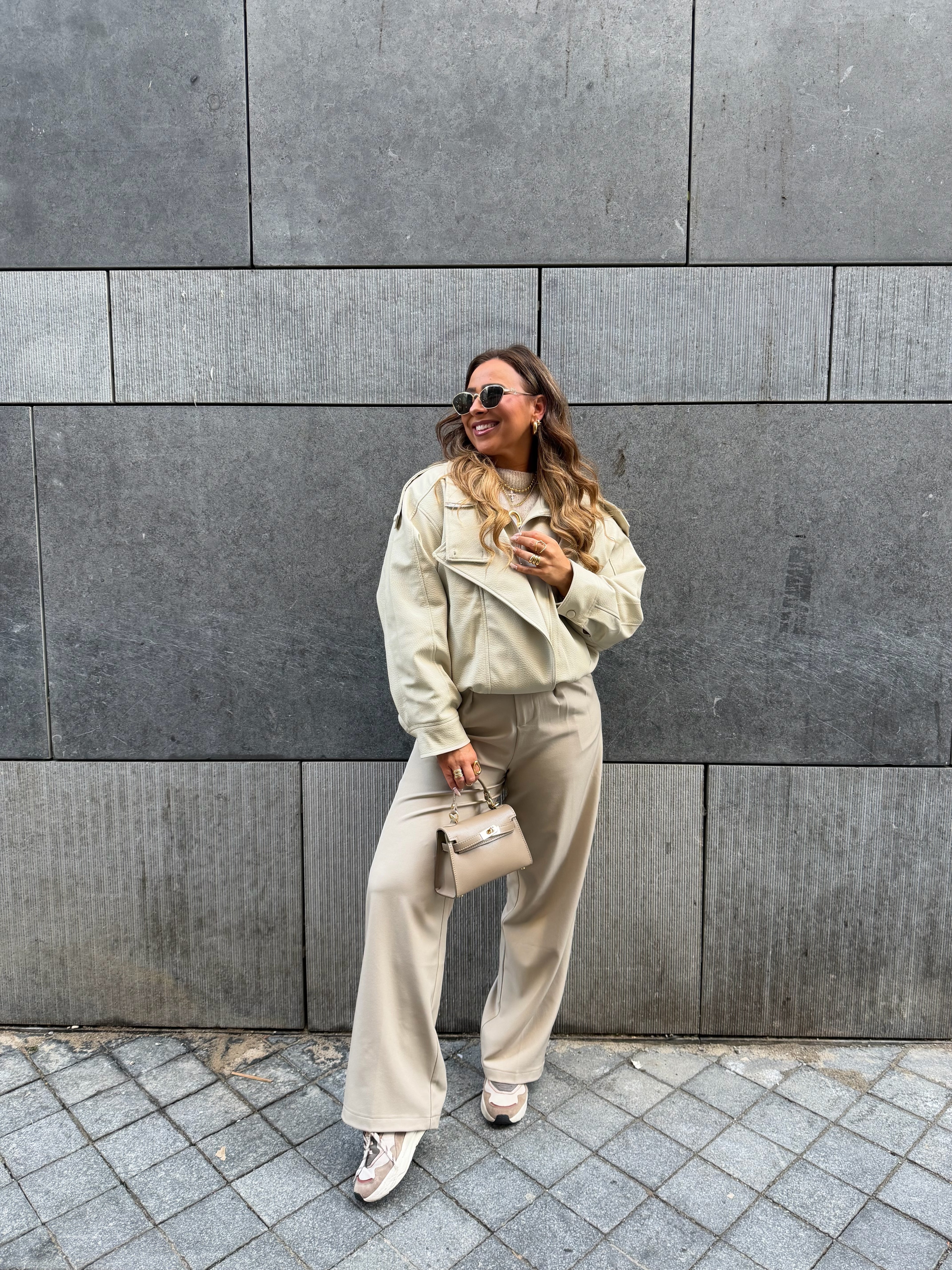 Lovely Desire Jacket Beige