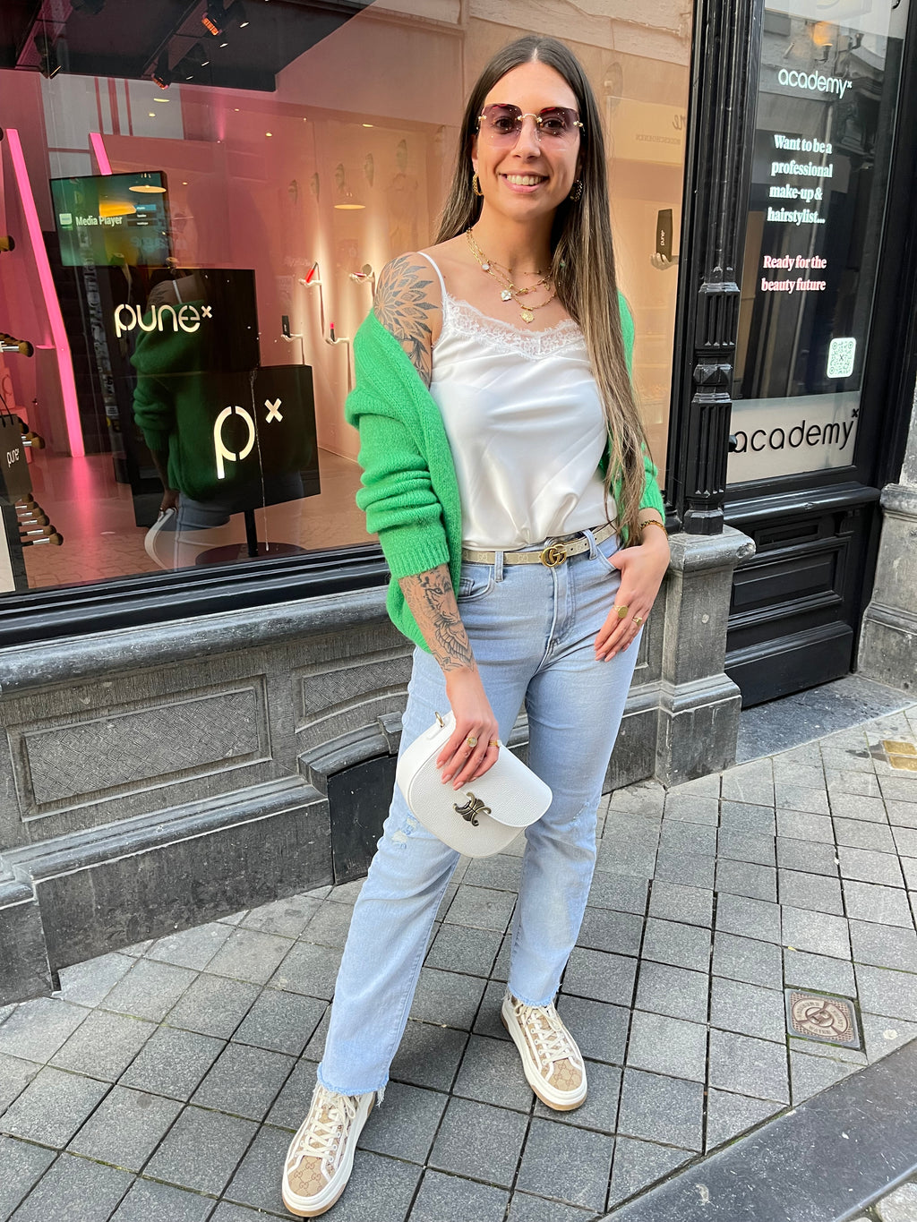 The Perfect Top White