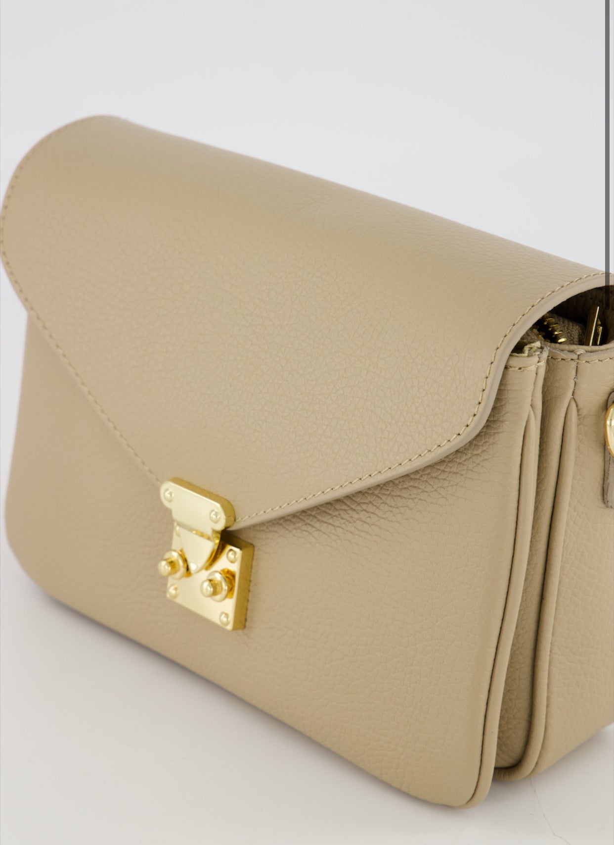 Cruel Intentions Taupe