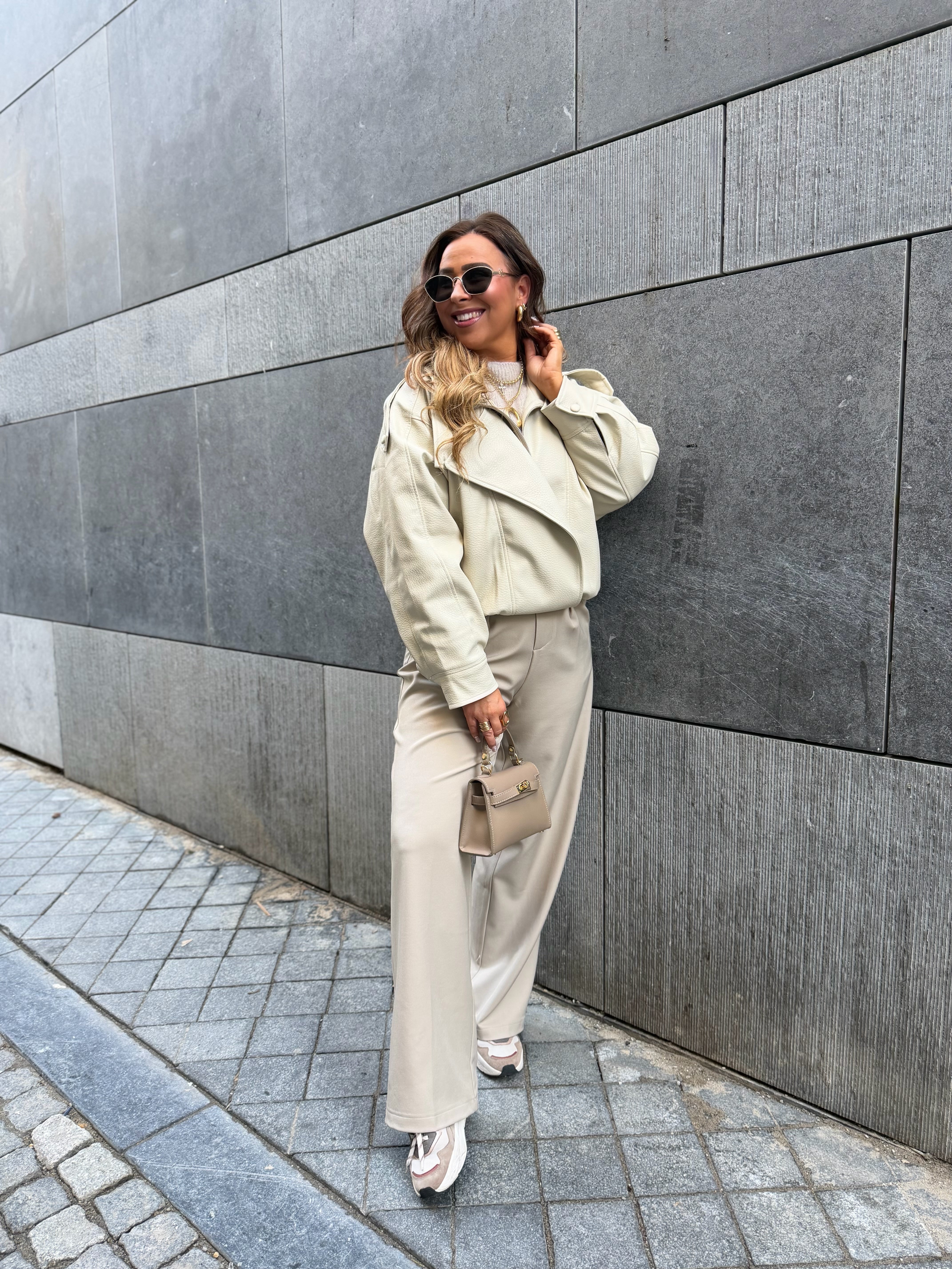 Lovely Desire Jacket Beige