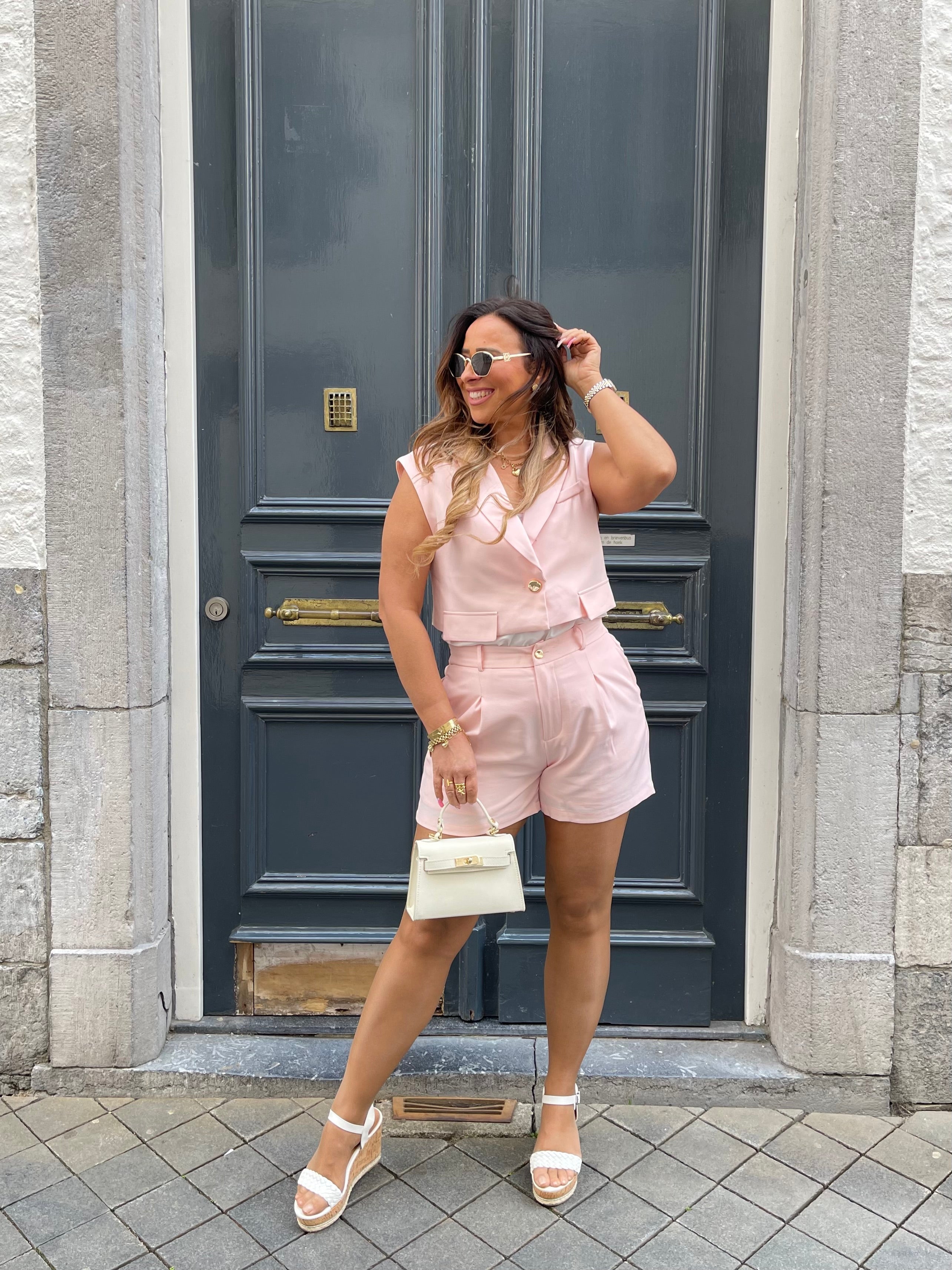 Love Is Here Pink - MyBajka