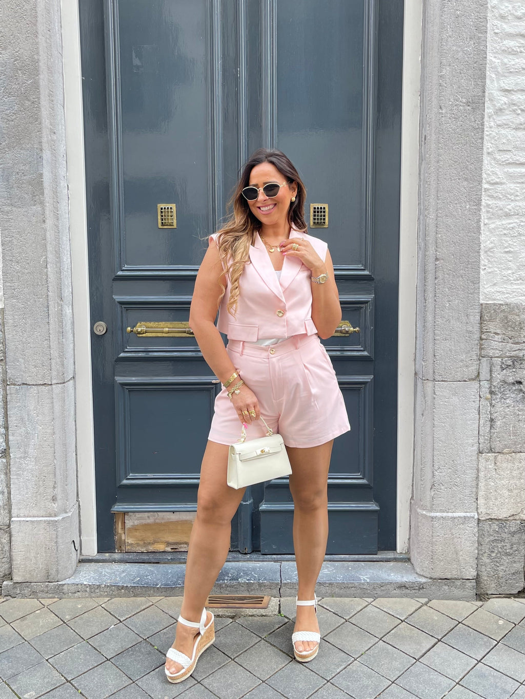 Love Is Here Pink - MyBajka