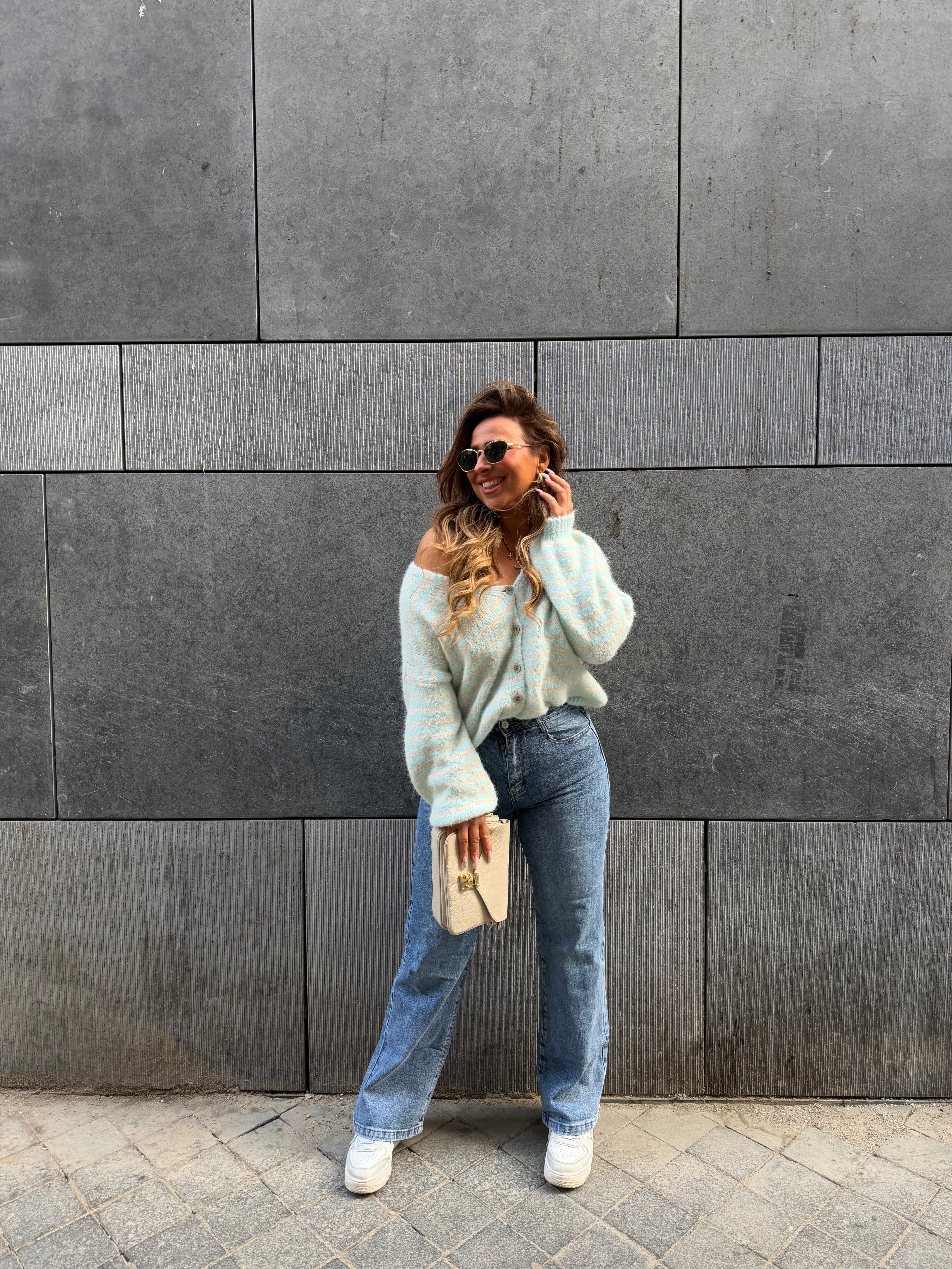 Vibing In Blue - MyBajka